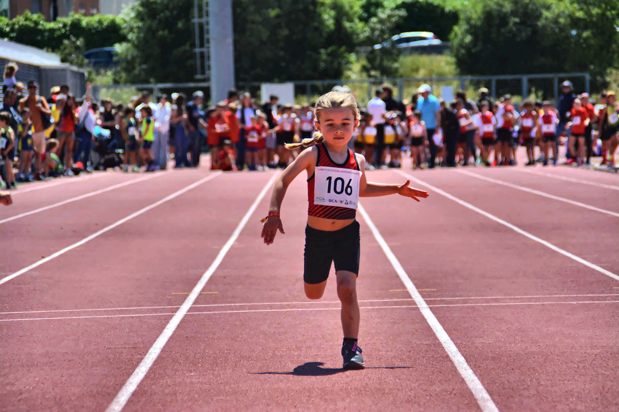 Club Atletisme Badalona - Escola